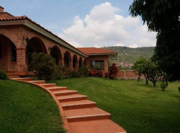 Quinta de 4 habitaciones, Tlajomulco de Zúñiga · Venta Terraza o Terreno con Huerta en El Cortijo Tlajomulco.