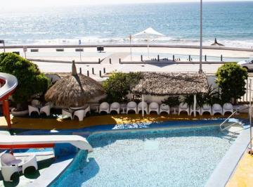 Edificio de 97 habitaciones, Mazatlán · Hotel en Venta en Mazatlan