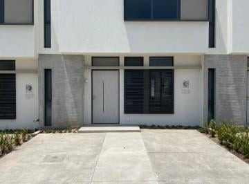 Casa en condominio de 3 habitaciones, Tlajomulco de Zúñiga · Casa en Renta en Coto La Bella Residencial (A un Costado de Nueva Galicia)