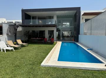 Casa de 4 habitaciones, Emiliano Zapata · Impresionante Residencia Estilo Moderno Fracc Burgos Corinto