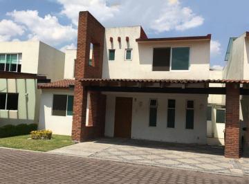 8998f1f83ef207979c1fafa851c0ed0081957903a8e0d038a237ee68d798a630 · Casa en Venta o Renta en Metepec