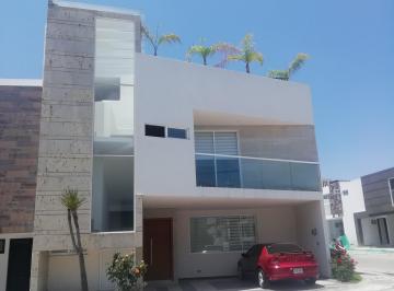 Casa de 3 habitaciones, San Andrés Cholula · Bonita Casa en Renta en Lomas de Angelópolis