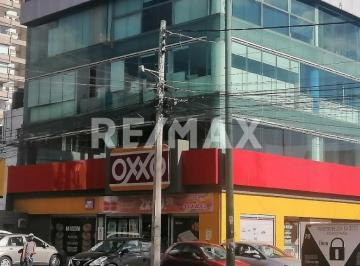 Oficina · 142m² · 3 Estacionamientos · Oficina en Renta - (4)