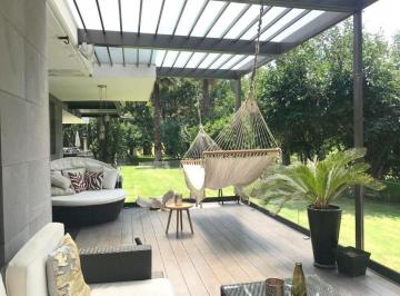 0b29de571cddc1e3433bea40a7177f4126d0e557cd68a4923c193f4caf3118d6 · Casa en Venta en Condominio en Bosques de Las Palmas, Interlomas