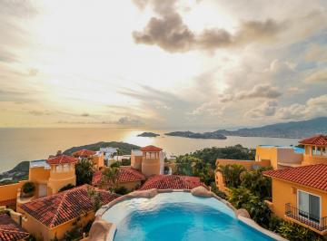 Casa de 4 habitaciones, Acapulco de Juárez · Casa con Vista Panorámica en Acapulco con Estricta Vigilancia