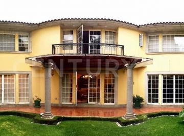 Casa · 735m² · 4 Recámaras · 10 Estacionamientos · Casa en Condominio en Venta en Jardines del Pedregal