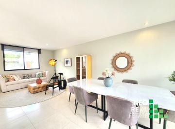 Casa de 3 habitaciones, El Marqués · Casa en Venta con Cocina Cerrada en Zibata