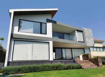 Casa en condominio de 4 habitaciones, San Andrés Cholula · Casa en Venta en La Vista Country Club, Espectacular Vista a Campo de Golf.