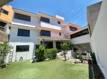 Casa de 3 habitaciones, Naucalpan de Juárez · Casa en Venta en Paseos del Bosque