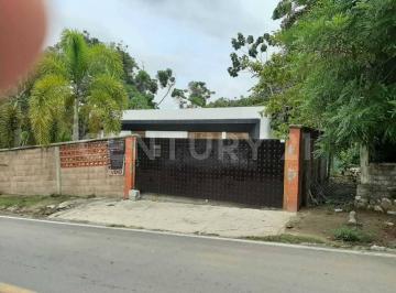 Casa · 250m² · 2 Recámaras · 5 Estacionamientos · Casa Estilo Contemporáneo Para Oficinas o Despacho