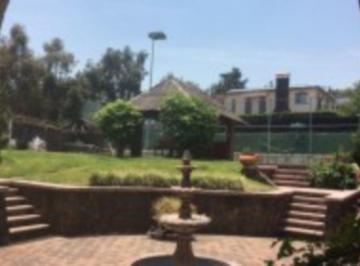 Casa · 950m² · 6 Recámaras · 4 Estacionamientos · Casa Sola en Rancho Cortes Cuernavaca - Ham - 519 - Cs*