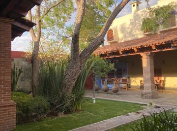 Casa de 2 habitaciones, Tlajomulco de Zúñiga · Casa Rustica en Venta Lopez Mateos Sur Estilo Mexicano