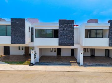 Casa de 3 habitaciones, Villahermosa · Casa en Venta en Real Campestre Mod Agata Tipo A Cluster 13 F - 894