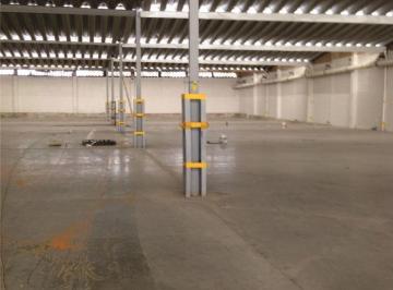 Bodega comercial · 2000m² · Bodega 2,000 m² Cerca del Aeropuerto Internacional de Guadalajara, Jal.