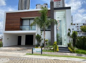 Casa en condominio de 4 habitaciones, San Andrés Cholula · Casa en Venta en Parque Terranova Junto a Sonata, Diseño y Acabados de Lujo!