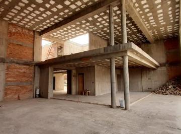 Casa de 4 habitaciones, Cuautitlán Izcalli · Venta Casa Bosques del Lago, Obra Negra
