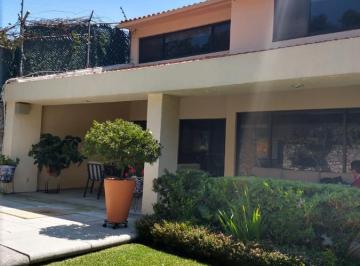 Casa · 405m² · 4 Recámaras · 3 Estacionamientos · Casa - Fraccionamiento Lomas de Vista Hermosa