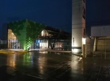 Local comercial · 55m² · 68 Estacionamientos · Plaza Orense, Locales en Renta - (4)