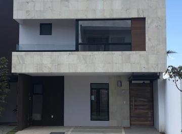 Casa de 4 habitaciones, San Andrés Cholula · Casa Renta Lomas de Angelópolis Cluster con Alberca, Opción 4a Recámara