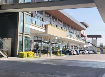 Local en centro comercial de 1 habitación, Querétaro · Local en Renta en Planta Alta Al Lado de Fresko en Plaza Tiara, Juriquilla