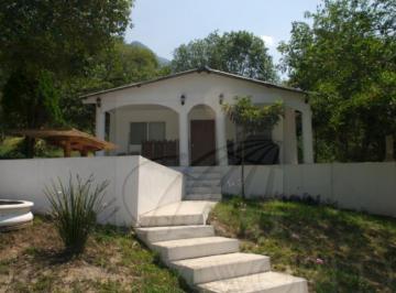 Quinta · 49000m² · 3 Recámaras · 5 Estacionamientos · Quinta - Los Alamos