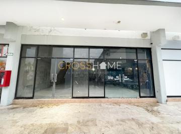 Local en centro comercial de 1 habitación, Querétaro · Local en Renta en Plaza Juriquilla, Queretaro (Planta Baja)