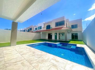 Casa de 4 habitaciones, Jiutepec · ¡Estrena! Casa con Alberca y Jardin en La Toscana, a 10 Min del Centro Jiutepec