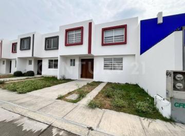 Casa · 147m² · 3 Recámaras · 2 Estacionamientos · Casa Amueblada en Venta en San Juan del Río, Querétaro