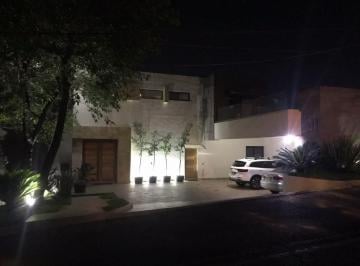Casa de 4 habitaciones, San Pedro Garza García · Hermosa Residencia en Palmillas