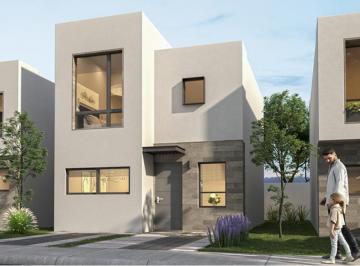 Casa · 100m² · 3 Recámaras · 2 Estacionamientos · Preciosa Casa en El Mirador, Estilo Californiano, 3 Recamara