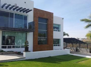 Casa en condominio de 5 habitaciones, Querétaro · Hermosísima Propiedad