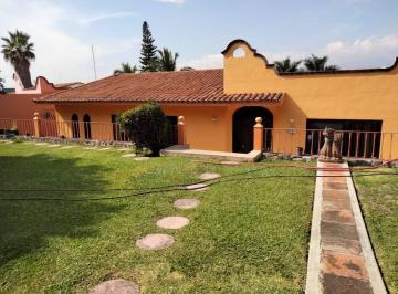 Casa de 3 habitaciones, Emiliano Zapata · Bonita Casa en Venta Fraccionamiento Burgos Cuernavaca, Temixco