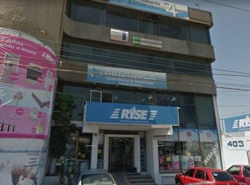 Oficina · 40m² · 1 Estacionamiento · Oficina o Consultorio en Renta - (4)