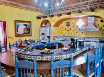 Casa de 4 habitaciones, Xalapa · Casa en Venta en Indeco Animas en Ciudad de Xalapa Veracruz Colonial Mexicano