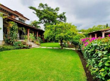 Casa · 560m² · 3 Recámaras · Casa en Fraccionamiento en Rinconada Vista Hermosa Cuernavaca - Rova - 234 - Fr
