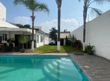 Casa de 3 habitaciones, Cuernavaca · Amplia Casa de un Nivel Dentro de Fraccionamiento con Seguridad
