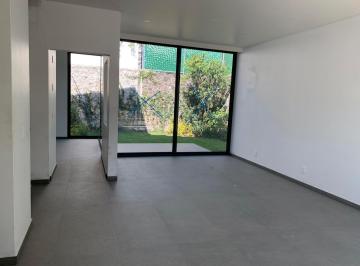 Casa en condominio de 3 habitaciones, Xochimilco · Última Casa con Jardín y Roof Garden con Super Ubicación en Tepepan.