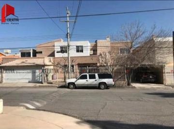 Casa · 721m² · 5 Recámaras · 4 Estacionamientos · Casa en Venta en Campanario, Chihuahua, Chihuahua