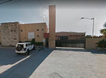 Bodega comercial , Campeche · Excelente Bodega Industrial Ubicada en Av Álvaro Obregón. Campeche