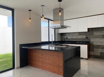 Casa en condominio de 3 habitaciones, San Andrés Cholula · Casa en Venta en Parque Coahuila, Lomas de Angelópolis III
