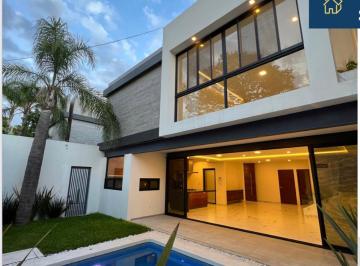 Casa de 4 habitaciones, Cuernavaca · Estrene Moderna Casa en Privada Zona Dorada de Cuernavaca.