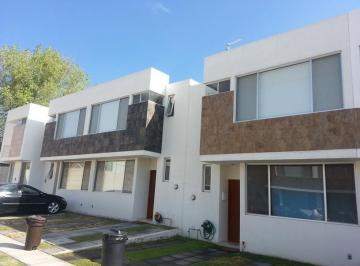 Casa en condominio de 3 habitaciones, Zapopan · Parque Arrayanes Coto 2 Casa en Renta El Fortín Zapopan