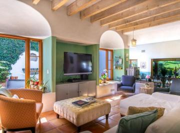 Casa · 550m² · 3 Recámaras · 6 Estacionamientos · Venta Casa en Lomas Country Club - (4)