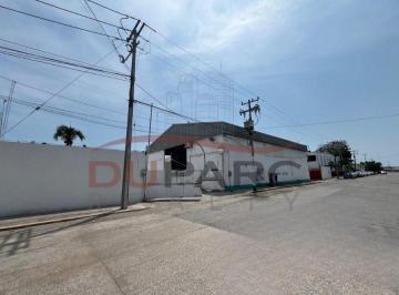 Bodega comercial , Carmen · Nave Industrial de 500 m² con Patio de Trabajo, Oficinas y Acceso a Muelle
