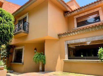Casa de 3 habitaciones, Huixquilucan · Casa en Venta en Parques de La Herradura