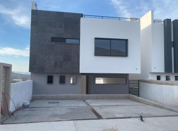 Casa · 268m² · 3 Recámaras · 3 Estacionamientos · Preciosa Casa en Zibatá, Roof Garden, Jardín, 3 Recamaras, E