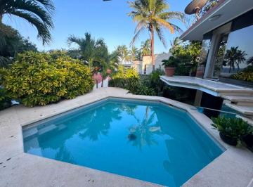 Departamento de 4 habitaciones, Boca del Río · Venta de Casa con Alberca y Playa en Boca del Río, Ver