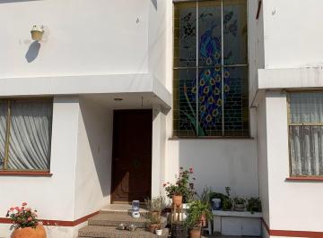Casa de 4 habitaciones, Naucalpan de Juárez · Casa en Venta en Ciudad Satélite