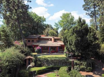 Casa · 500m² · 4 Recámaras · 6 Estacionamientos · Casa en Venta - (4)