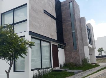 Casa de 4 habitaciones, San Andrés Cholula · Renta Casa en Lomas de Angelópolis Opción a 4a Recámara